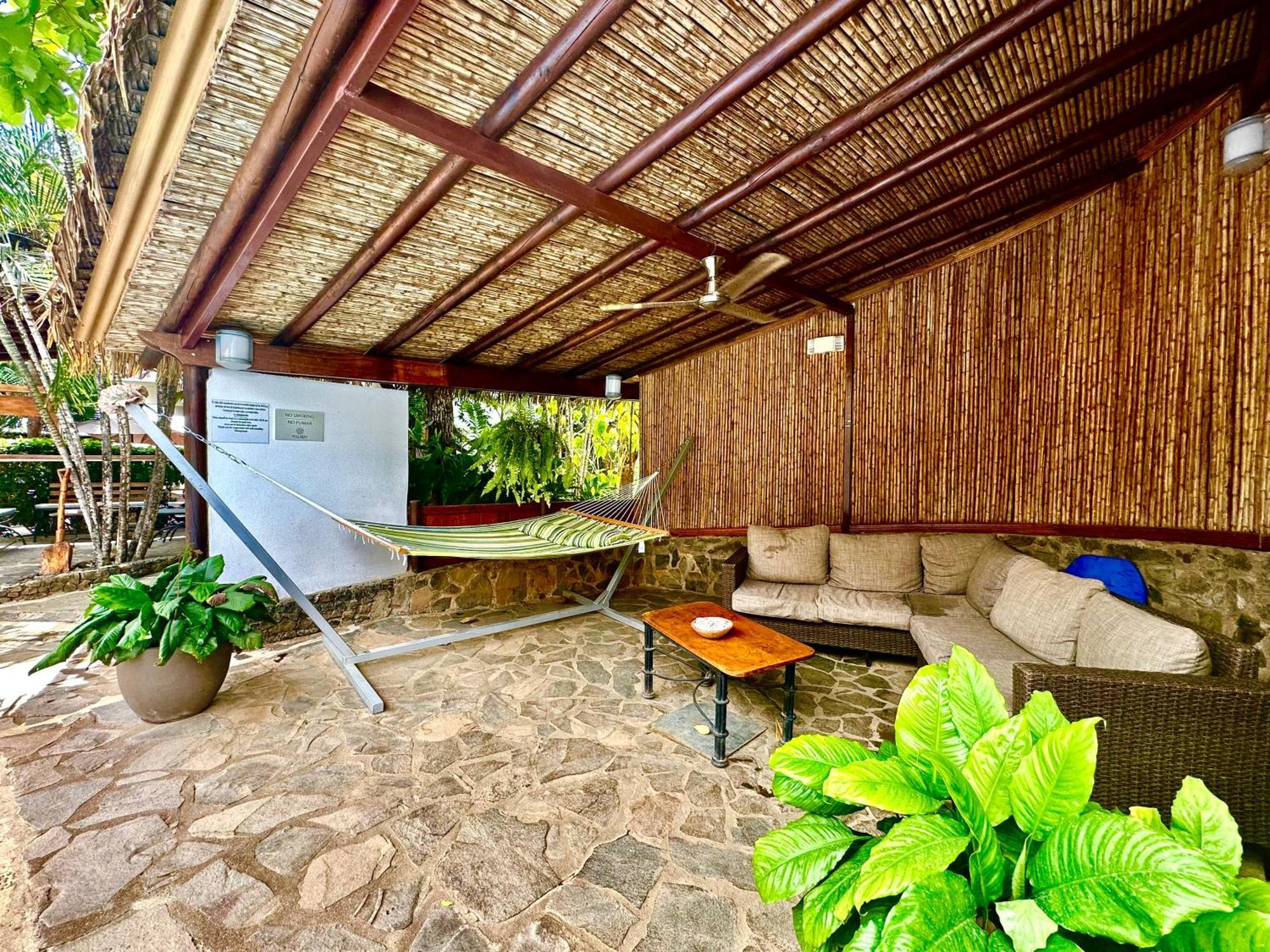 Hotel Luna Llena Tamarindo Exterior foto